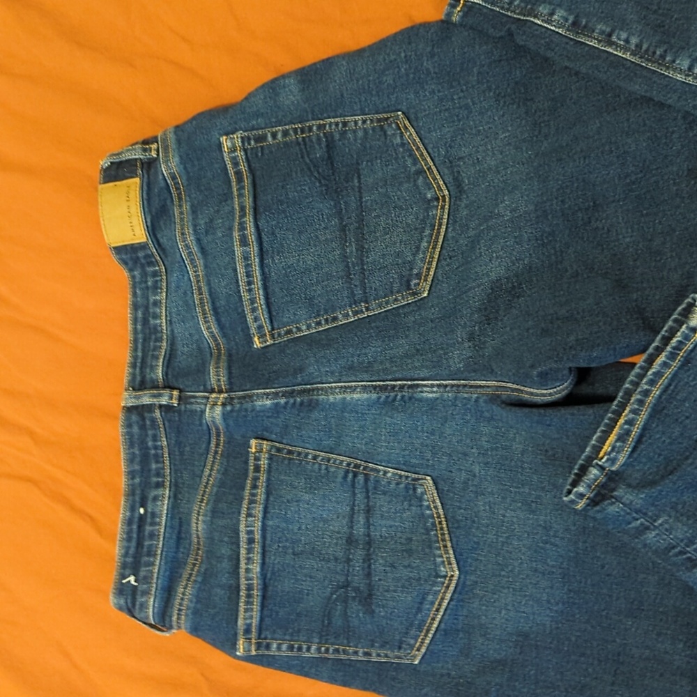 American Eagle Outfitters Women's Mom Jeans - Picture 5 of 5